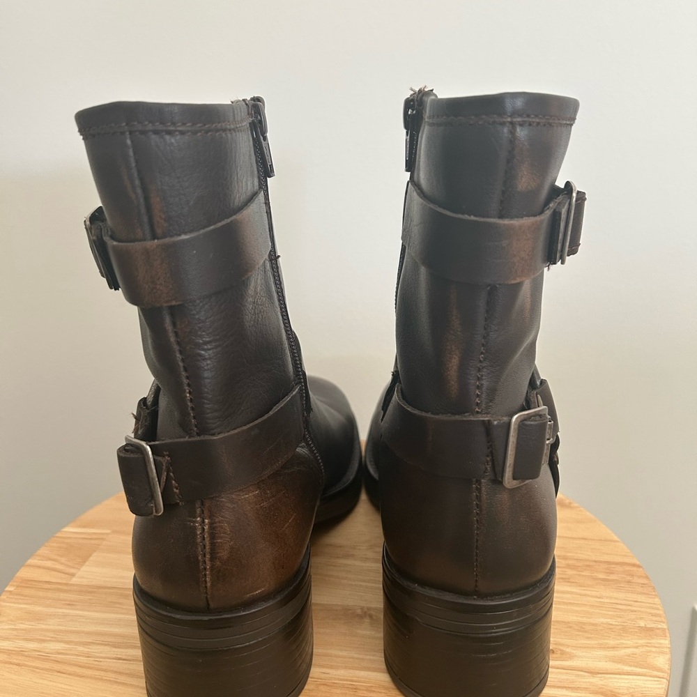 Steve Madden Brown Brixton Boots - Picture 6 of 8